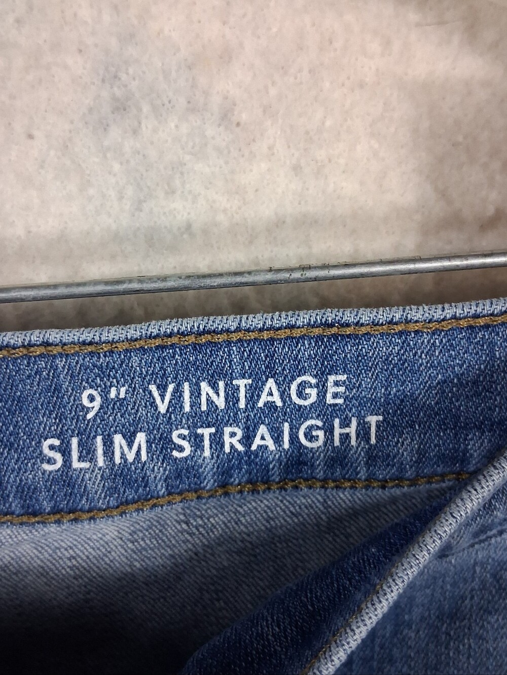 J.Crew 9" Vintage Slim Straight Women 30 Bensen Wash Blue Denim Distressed Jean - Picture 6 of 16